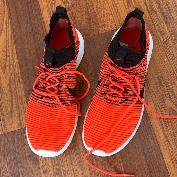 Nike running shoes size us 9